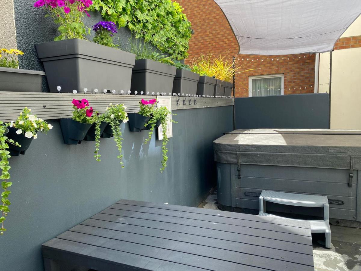 3 The View Apartments Ilfracombe - Hot Tub, Parking, Lift, Ev Kültér fotó