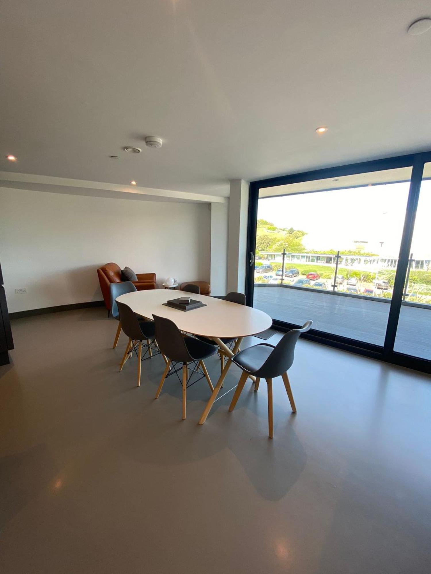 3 The View Apartments Ilfracombe - Hot Tub, Parking, Lift, Ev Kültér fotó
