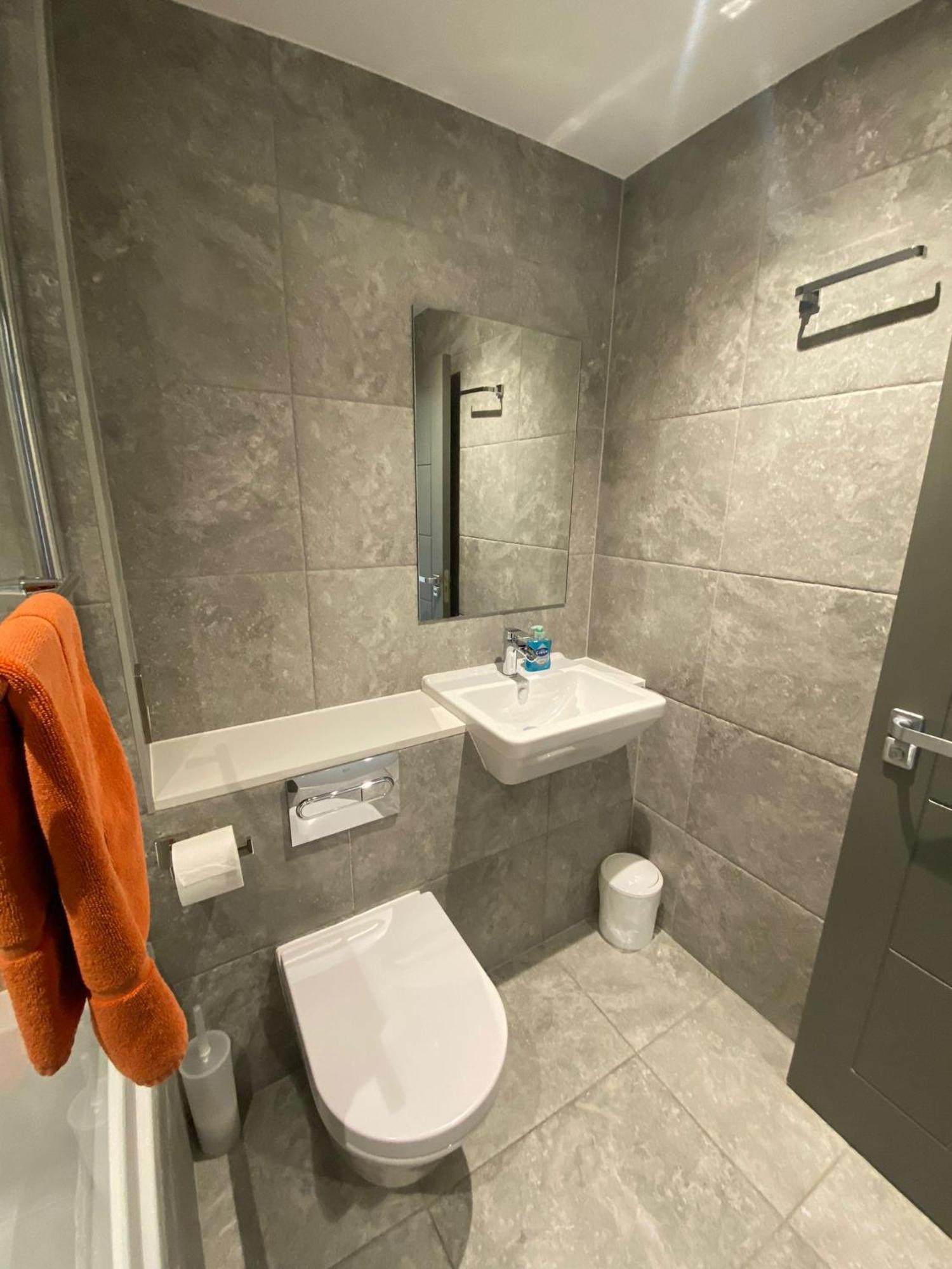 3 The View Apartments Ilfracombe - Hot Tub, Parking, Lift, Ev Kültér fotó