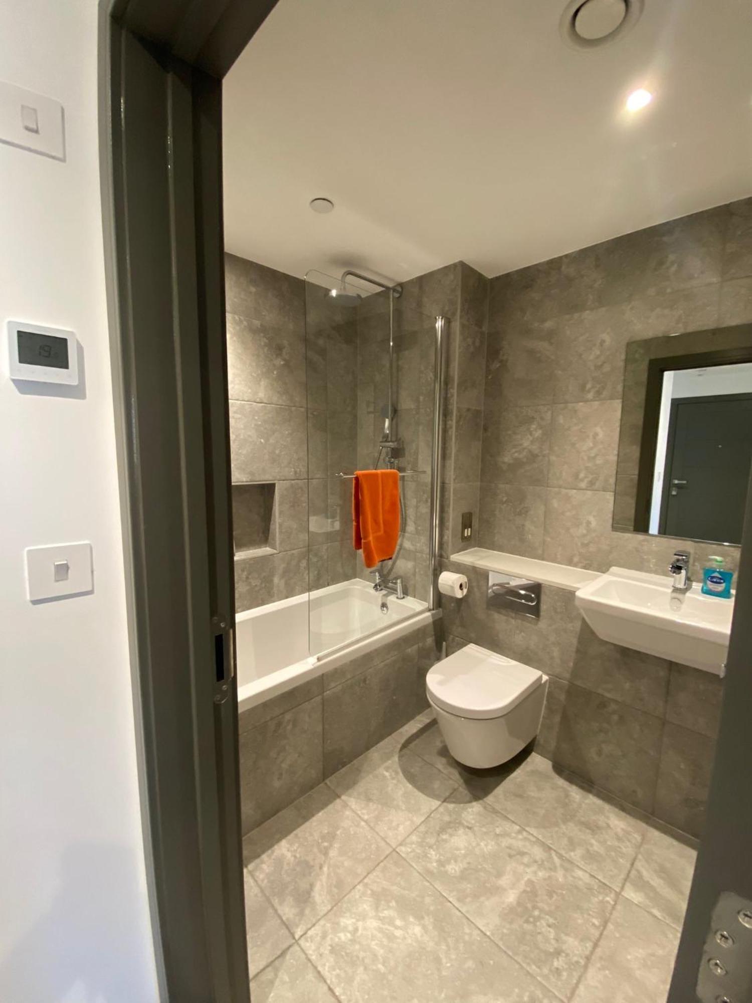 3 The View Apartments Ilfracombe - Hot Tub, Parking, Lift, Ev Kültér fotó